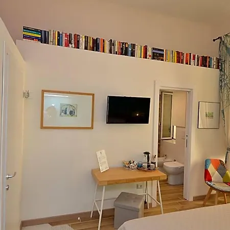 Casazeni Bed & Breakfast 4*
