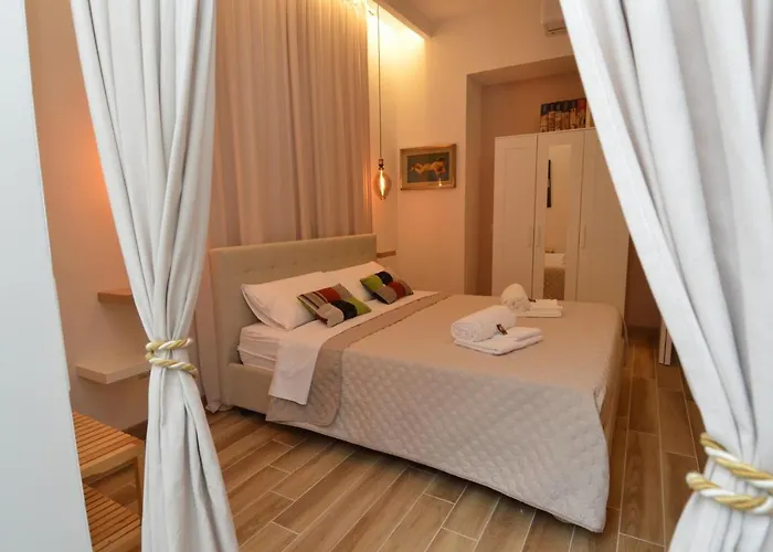 Bed and Breakfast Casazeni Νάπολη