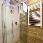 לינה וארוחת בוקר Casazeni 4*